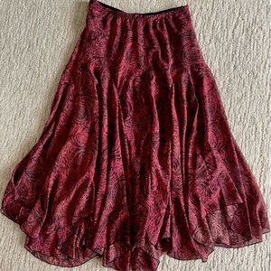 Women’s Vintage Midi Flowy Skirt - Size Small